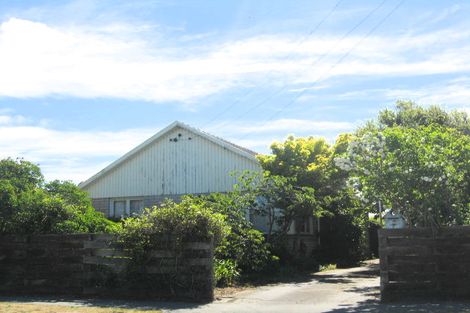 Photo of property in 18 Vivian Street, Burwood, Christchurch, 8083