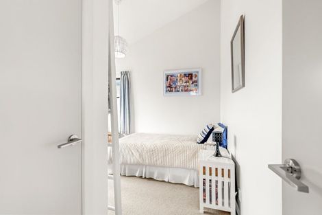 Photo of property in 1 Colenso Place, Otaki Beach, Otaki, 5512