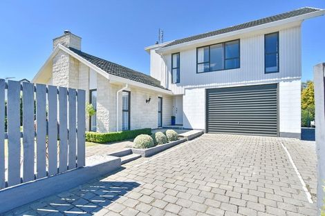 Photo of property in 7 Kowai Place, Amberley, 7410