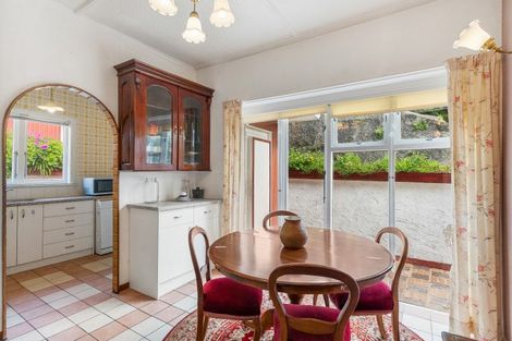 Photo of property in 97 Farnham Street, Mornington, Wellington, 6021