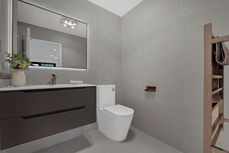 Photo of property in 2d Gordon Stanley Drive, Massey, Auckland, 0614