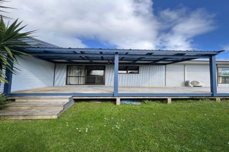 Photo of property in 130a Awaroa Road, Helensville, 0800