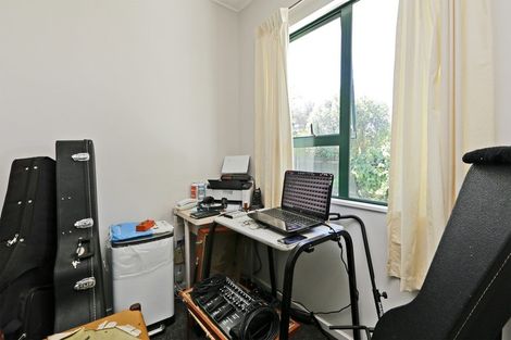 Photo of property in 506a Queen Street East, Hastings, 4122