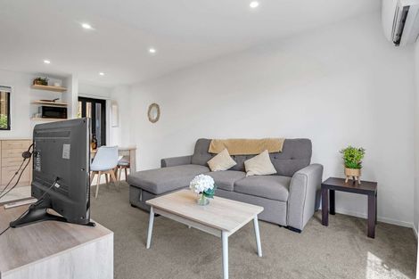 Photo of property in 6/137 View Road, Sunnyvale, Auckland, 0612