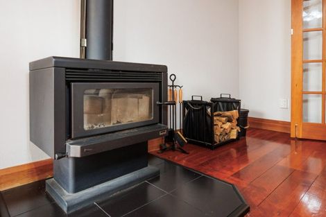 Photo of property in 155 James Line, Kelvin Grove, Palmerston North, 4414