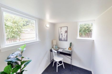 Photo of property in 1 Byrd Street, Levin, 5510