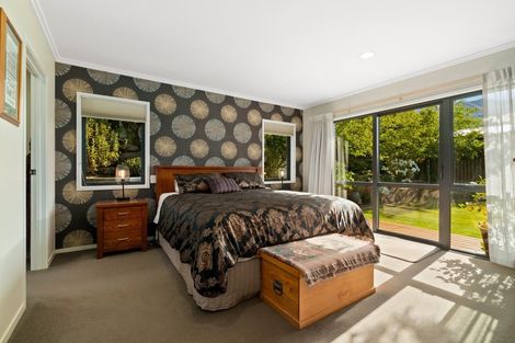 Photo of property in 5 Daniels Terrace, Wanaka, 9305