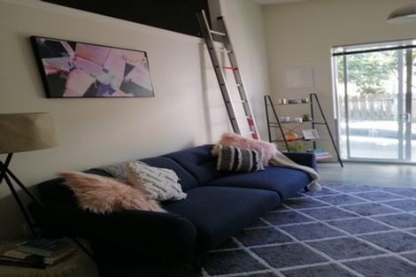 Photo of property in 25u1 Home Street, Mount Victoria, Wellington, 6011