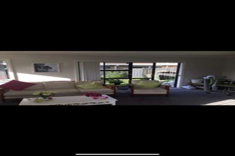 Photo of property in 2/18 Milton Road, Orewa, 0931