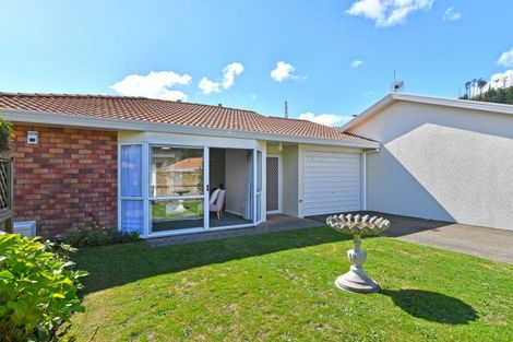 Photo of property in 29f2- Lane Street, Wallaceville, Upper Hutt, 5018