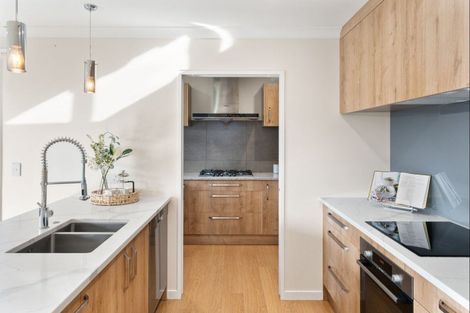 Photo of property in 6 Feather Place, Rolleston, 7615