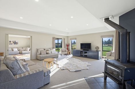 Photo of property in 424 Barkers Road, Loburn, Rangiora, 7472