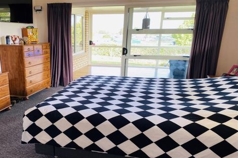 Photo of property in 1 Marvel Way, Pukekohe, 2120