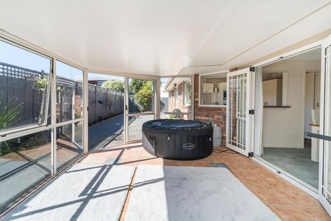 Photo of property in 358 College Street, West End, Palmerston North, 4410