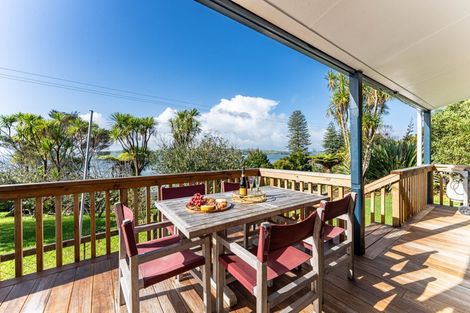 Photo of property in 20 Komiti Road, Tinopai, 0593