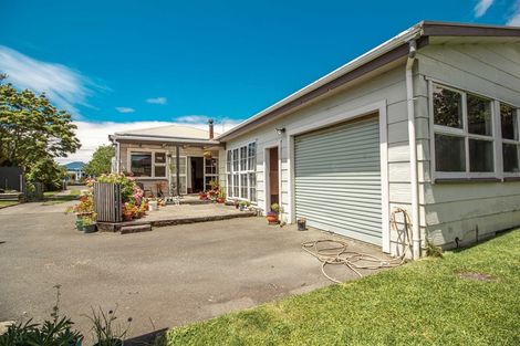 Photo of property in 126 Queen Street, Westport, 7825