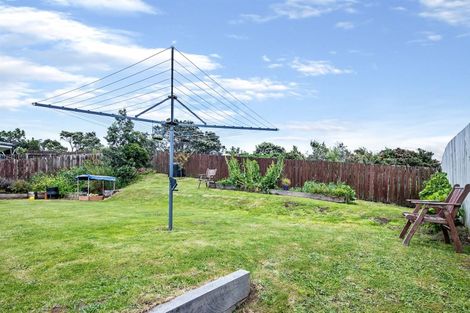 Photo of property in 103 Kenmore Street, Newlands, Wellington, 6037