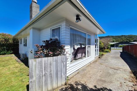 Photo of property in 32 Mohaka Street, Wainuiomata, Lower Hutt, 5014
