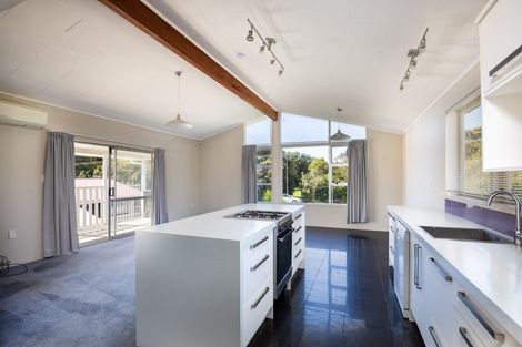 Photo of property in 27 Leslie Street, Waitara, 4320