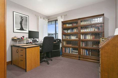 Photo of property in 30 Oaklands Drive, Cambridge, 3434