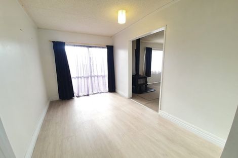 Photo of property in 9 Hilton Grove, Kelvin Grove, Palmerston North, 4414