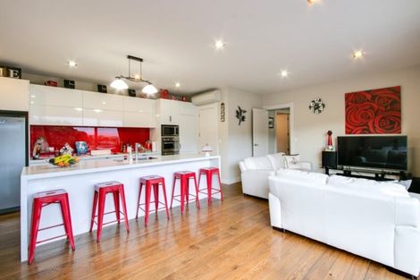 Photo of property in 81 Kent Terrace, Taradale, Napier, 4112