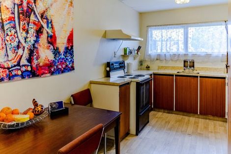 Photo of property in 1/8 Lee Road, Taradale, Napier, 4112