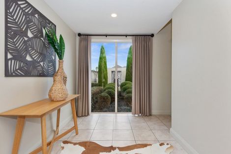 Photo of property in 6 The Esplanade, Huntington, Hamilton, 3210
