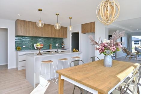 Photo of property in 1 Grimwood Street, Woodend, 7610