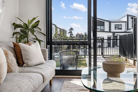Photo of property in 1/4 Glenburn Road, Hobsonville, Auckland, 0616