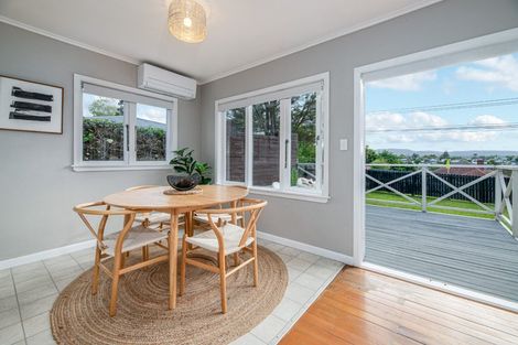 Photo of property in 82 Rosier Road, Glen Eden, Auckland, 0602