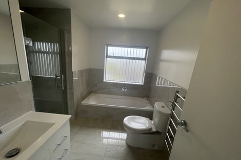 Photo of property in 124 Hall Avenue, Favona, Auckland, 2024