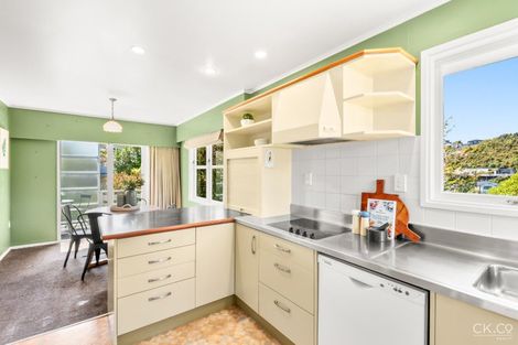 Photo of property in 10 Cedar Street, Maungaraki, Lower Hutt, 5010
