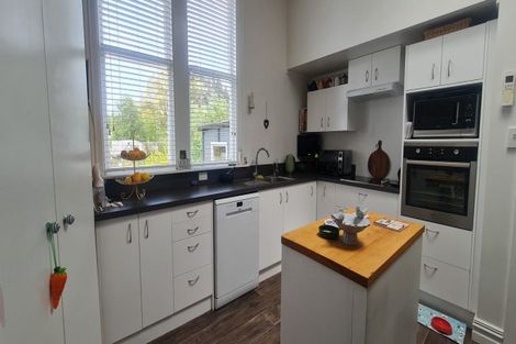 Photo of property in 27 Waitere Street, Marton, 4710