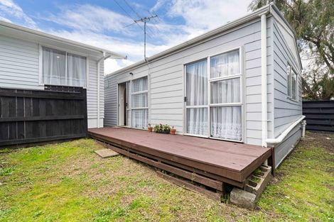 Photo of property in 2 Muir Avenue, Mangere Bridge, Auckland, 2022