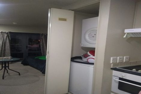 Photo of property in 5i/10 Crown Lynn Place, New Lynn, Auckland, 0600