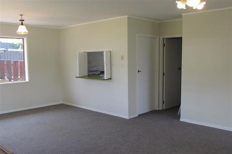 Photo of property in 35a/1 Coniston Avenue, Te Atatu South, Auckland, 0610