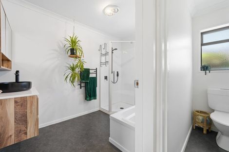 Photo of property in 16 Dawson Douglas Place, Kaiapoi, 7630