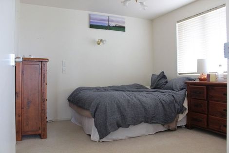 Photo of property in 3 Richards Avenue, Forrest Hill, Auckland, 0620