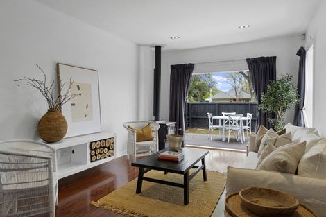 Photo of property in 130 Saint Martins Road, Saint Martins, Christchurch, 8022