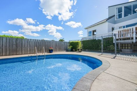 Photo of property in 129 Church Street, Onerahi, Whangarei, 0110