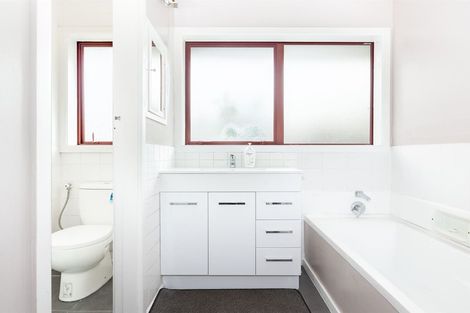 Photo of property in 99 Woodbury Street, Russley, Christchurch, 8042