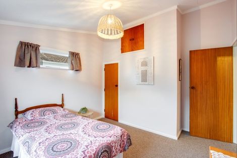 Photo of property in 129 Gloucester Street, Taradale, Napier, 4112