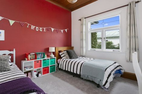 Photo of property in 27 Princes Street, Cambridge, 3434