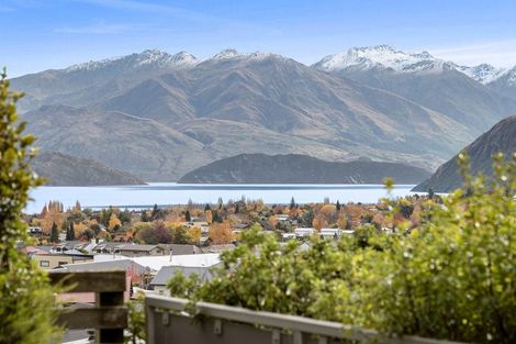 Photo of property in 12 Bovett Place, Wanaka, 9305