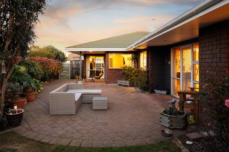 Photo of property in 54 Pencarrow Street, Highbury, Palmerston North, 4412