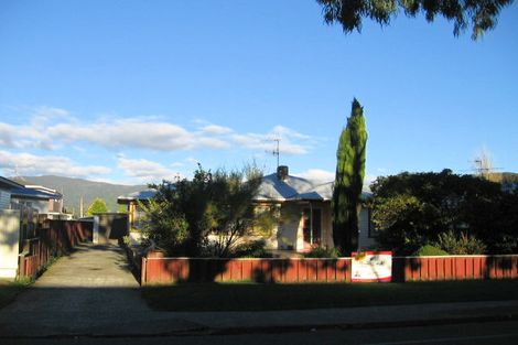 Photo of property in 26 Parkway, Wainuiomata, Lower Hutt, 5014