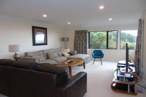 Photo of property in 26 Ramphal Terrace, Khandallah, Wellington, 6035