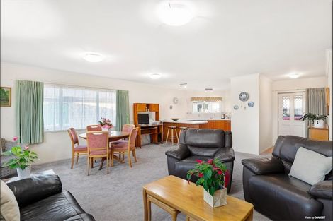 Photo of property in 4a Helvetia Road, Pukekohe, 2120