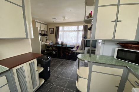 Photo of property in 24 Turuturu Road, Hawera, 4610